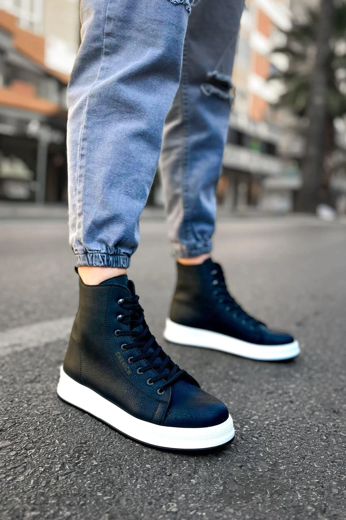 CH055  Mens Sneaker Boots
