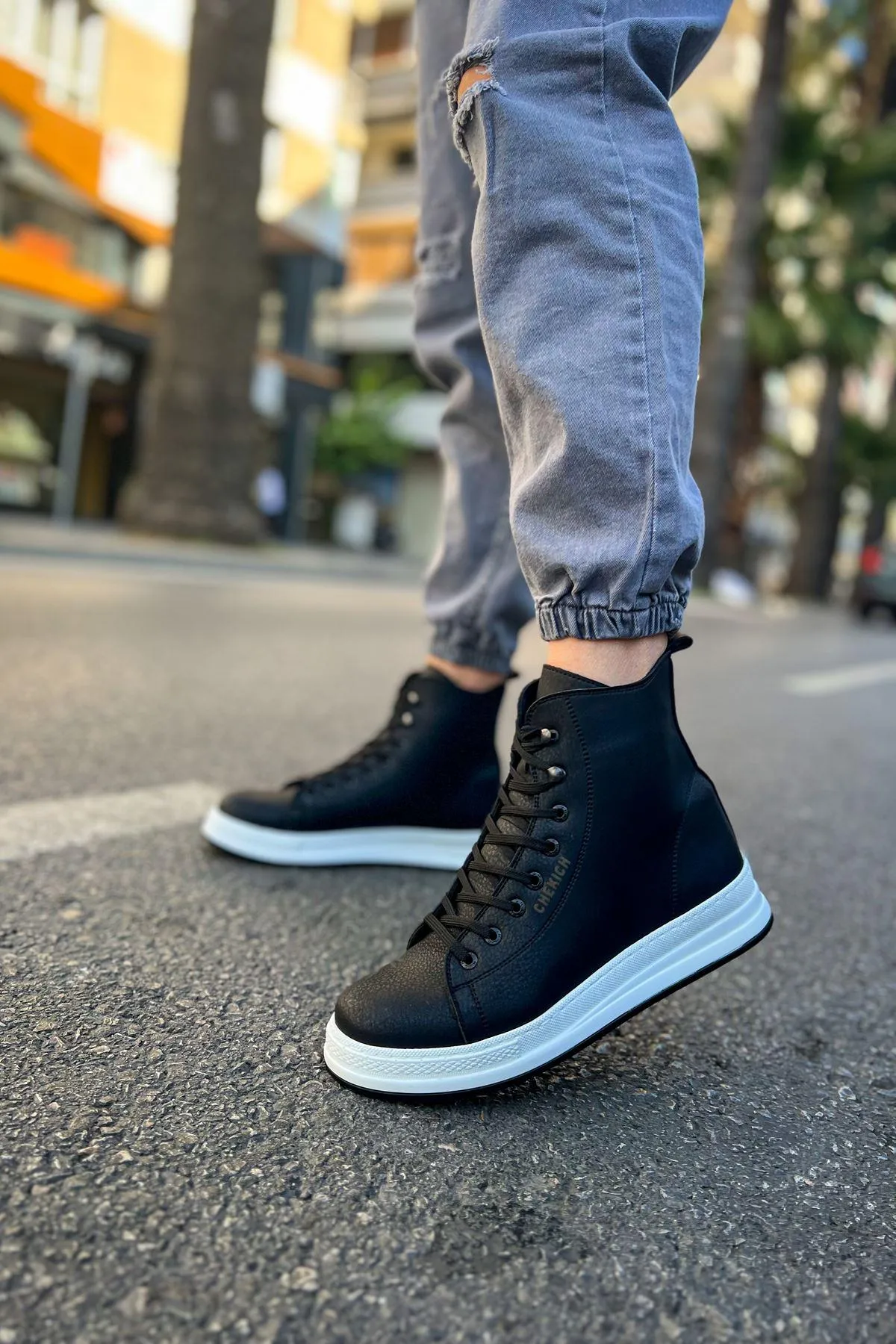 CH055  Mens Sneaker Boots